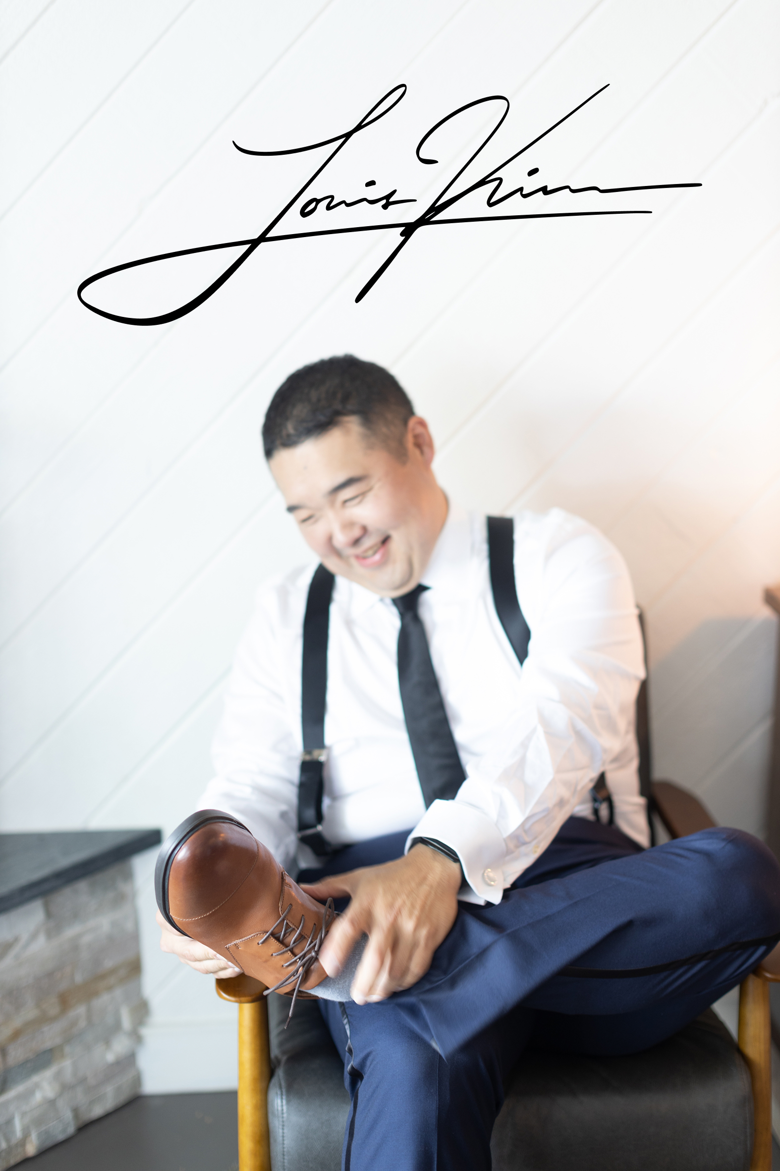Lou Kim, with signature